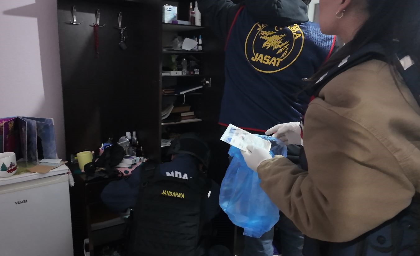 Yozgat’ta DEAŞ operasyonunda 3 tutuklama
