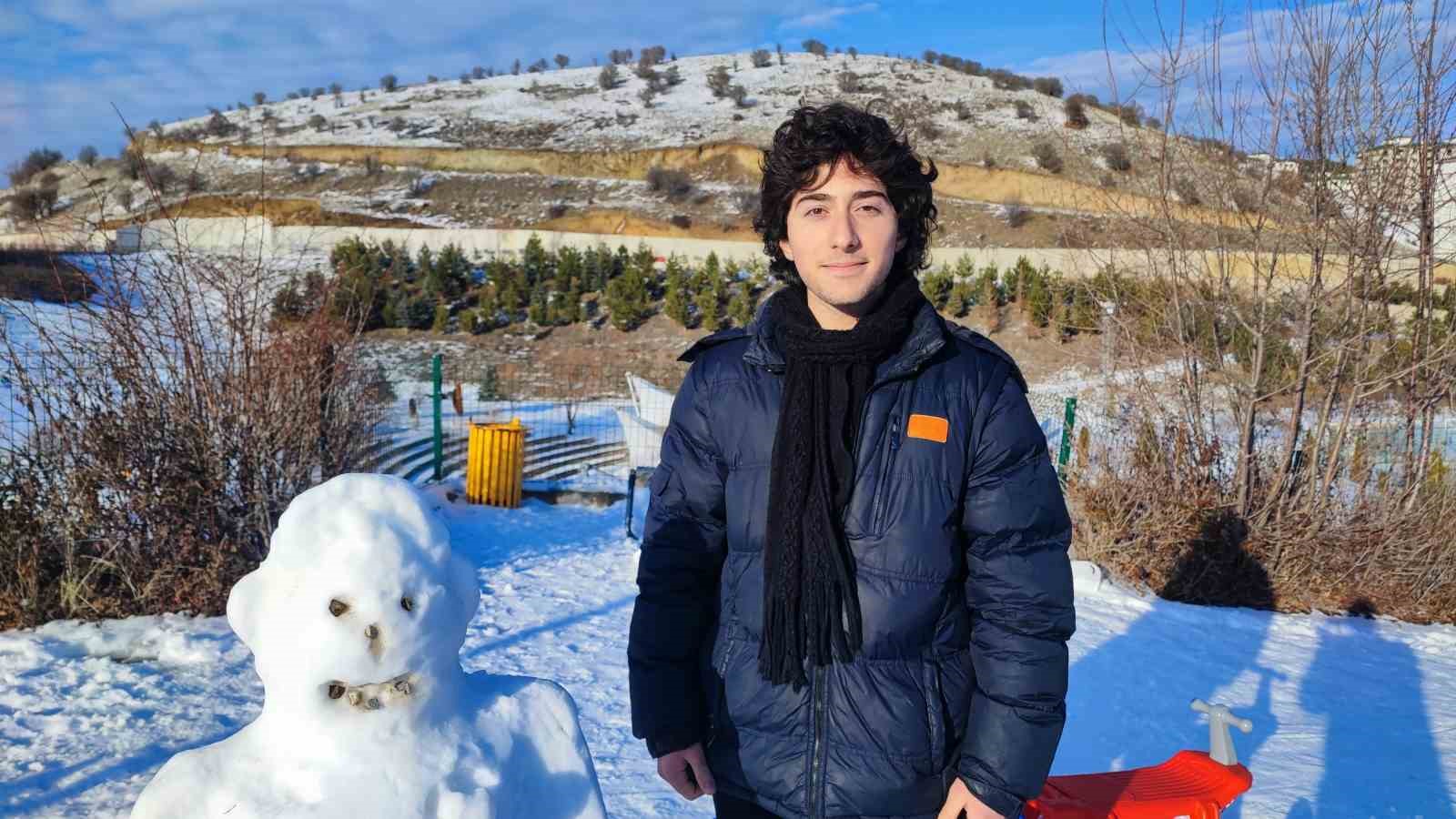 Yozgat’ta kar yağışının ardından soğuk hava etkili oldu, göletler dondu
