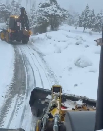 Yozgat’ta karla mücadele sürüyor
