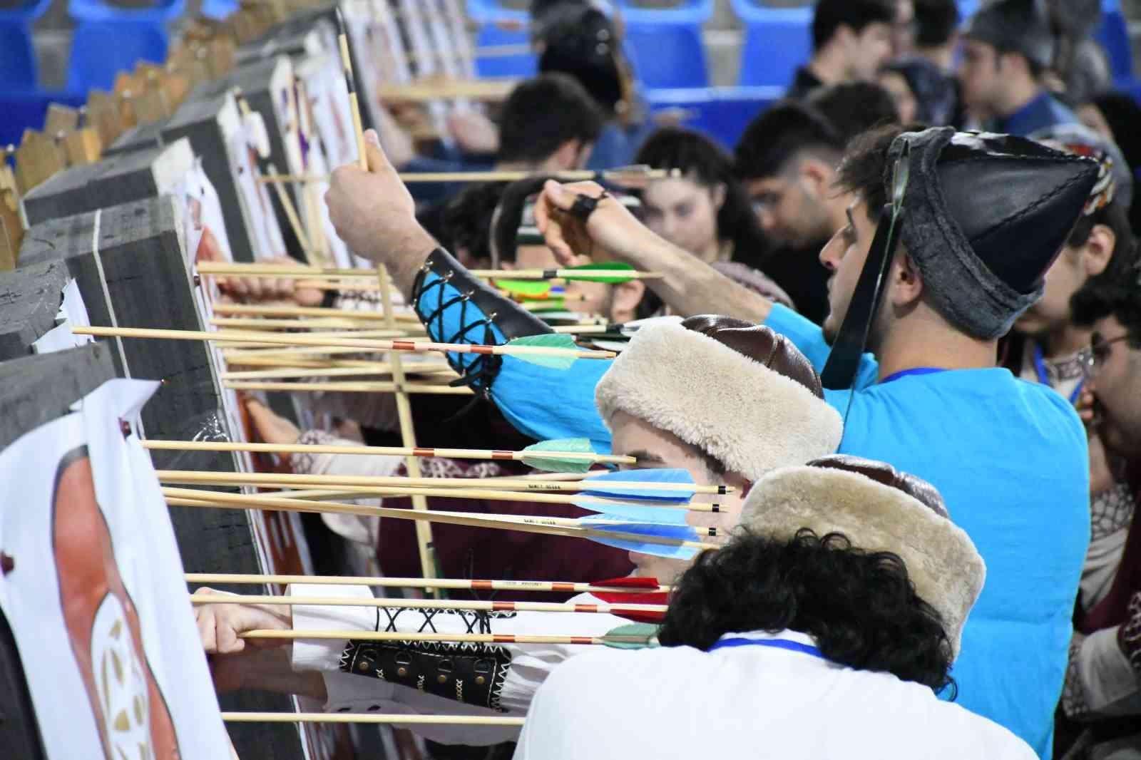 Yozgat’ta ’Tarih İçin Bir Ok At’ yarışması
