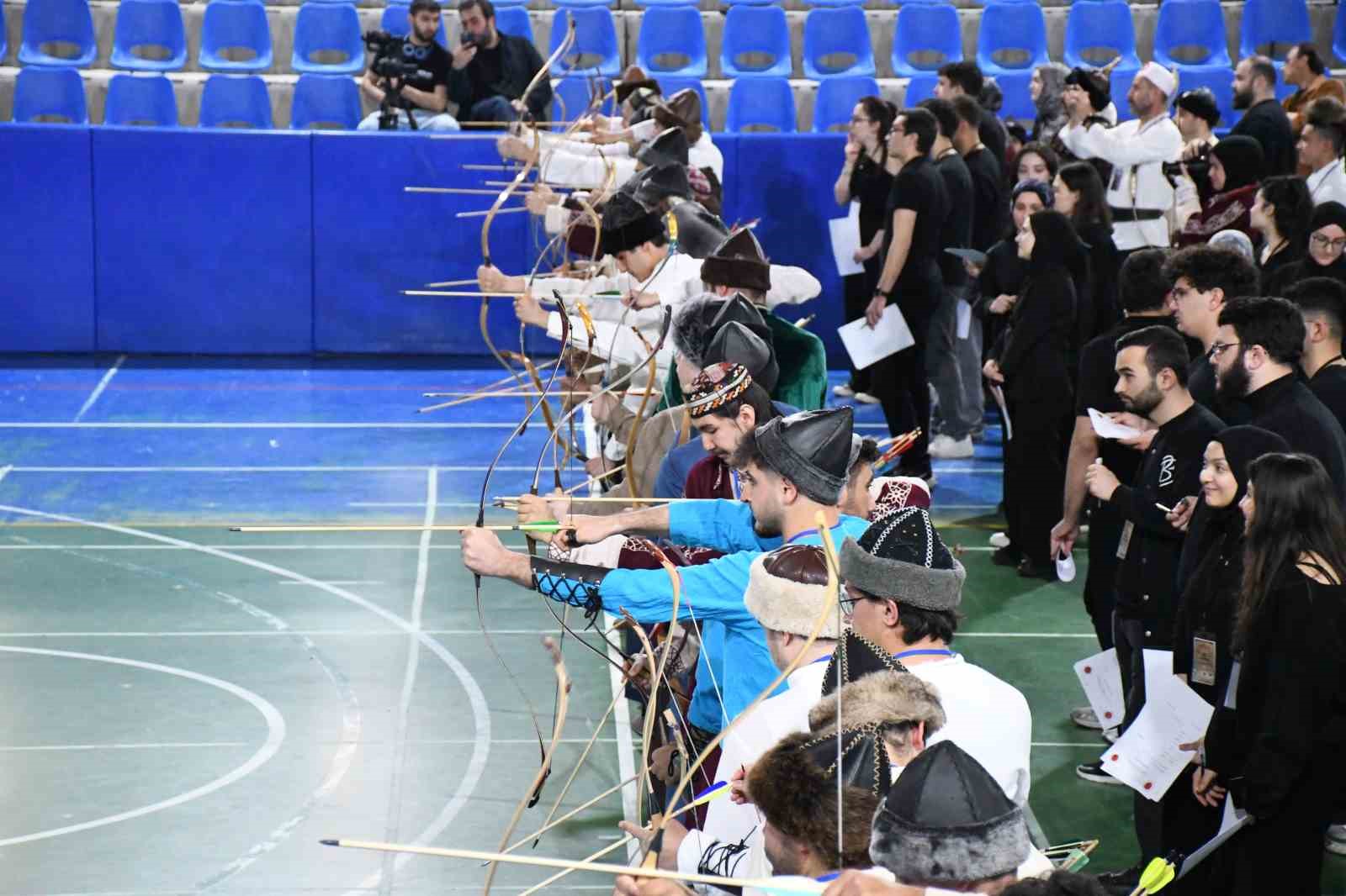 Yozgat’ta ’Tarih İçin Bir Ok At’ yarışması
