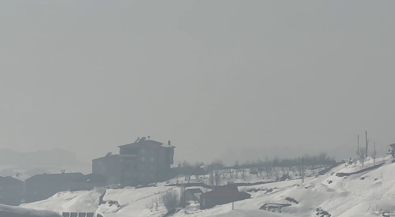 Yüksekova-Ankara uçak seferine sis engeli
