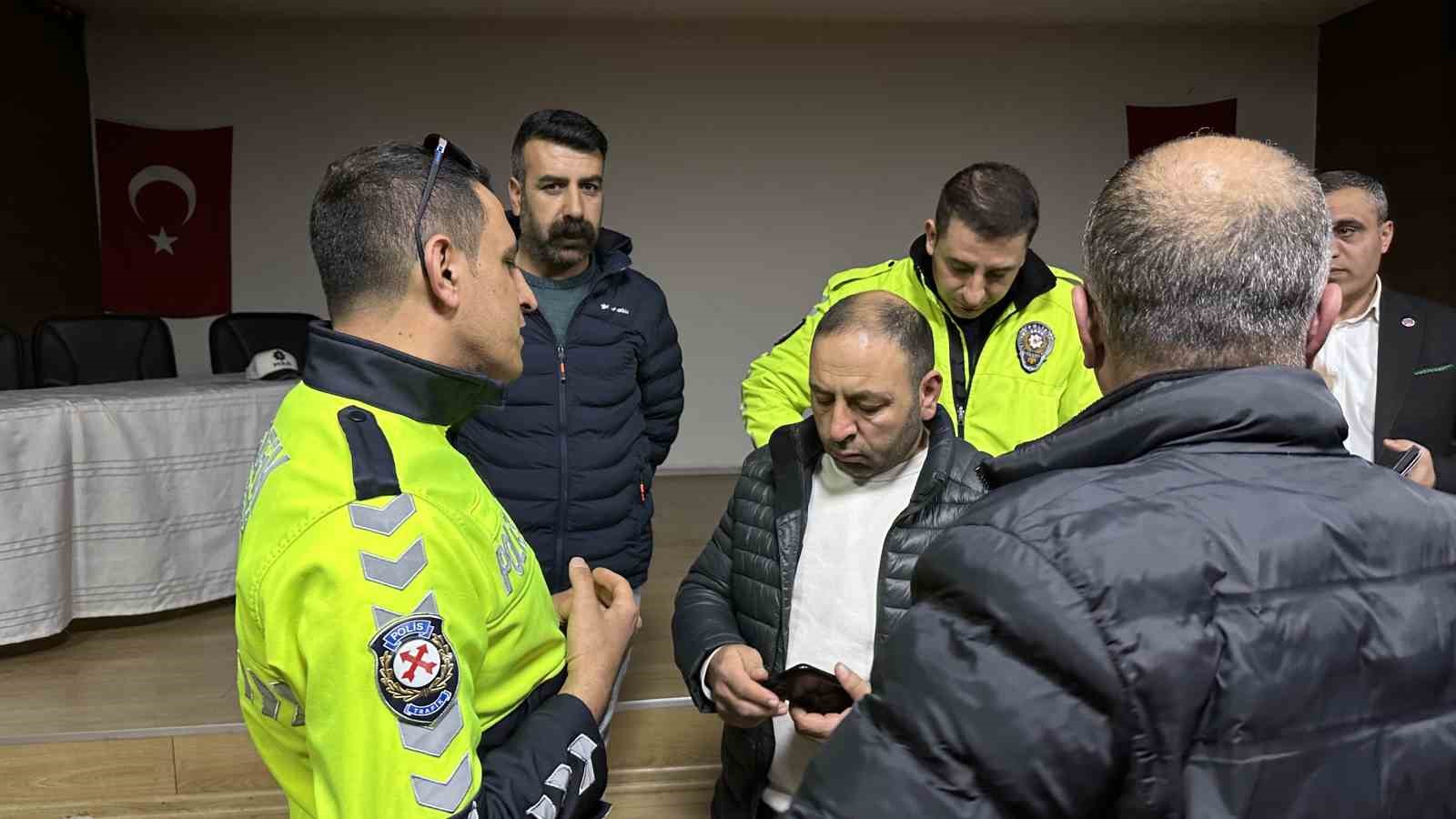 Yüksekova yollarında eğitim seferberliği
