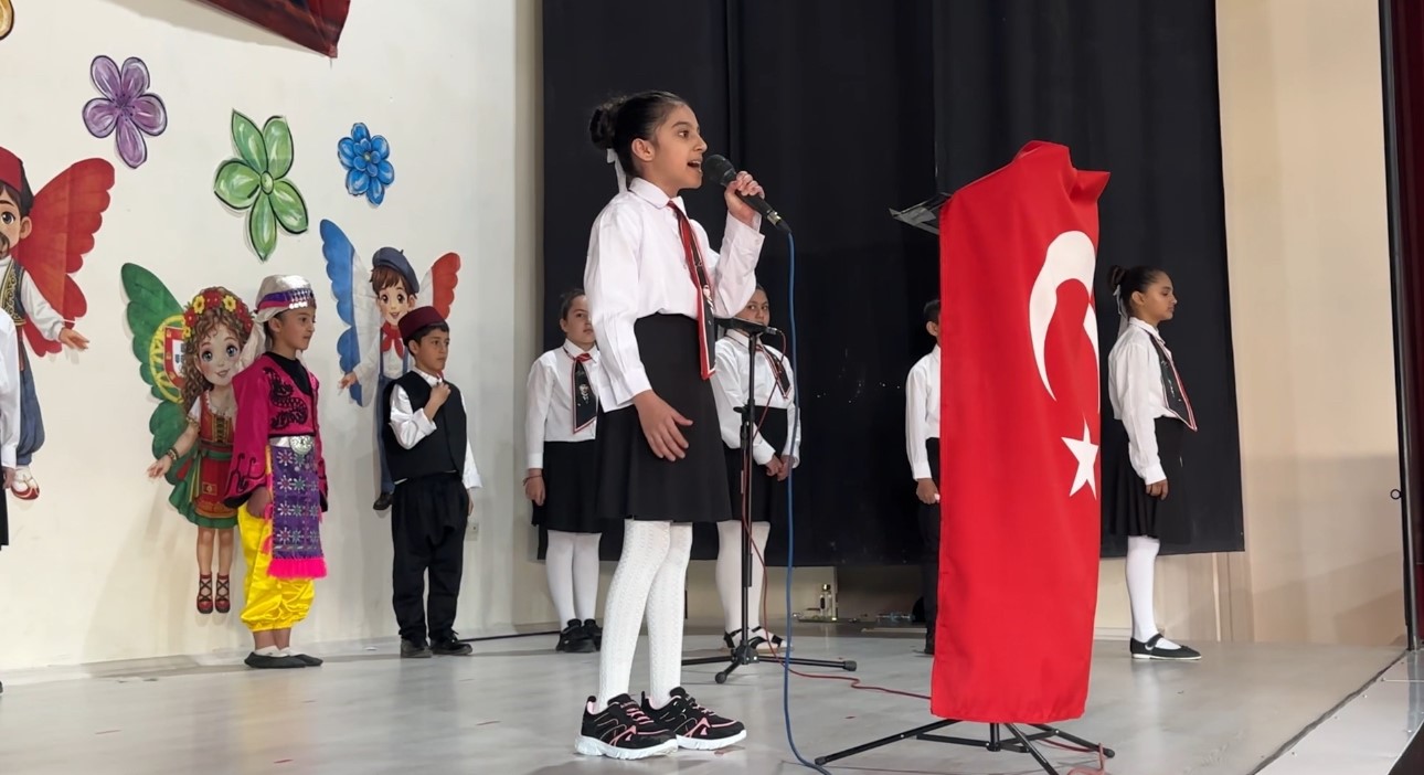 Yüksekova’da 23 Nisan Ulusal Egemenlik ve Çocuk Bayramı kutlandı
