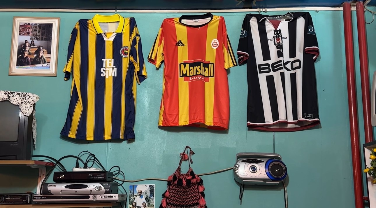 Yüksekova’da 90’lar temalı kafe geçmişle bugün arasında köprü kuruyor
