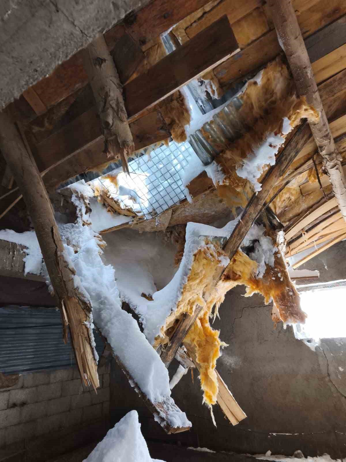 Yüksekova’da çığ yaraları sarılıyor:
