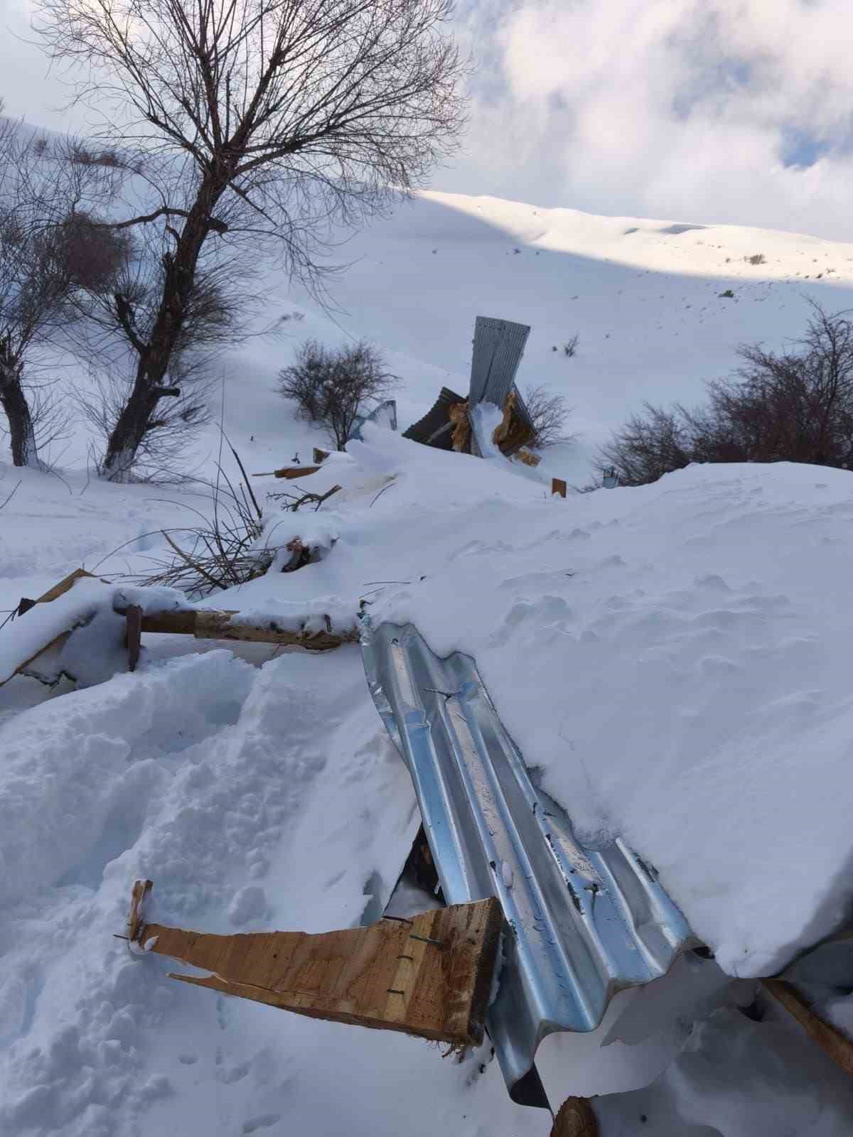 Yüksekova’da çığ yaraları sarılıyor:
