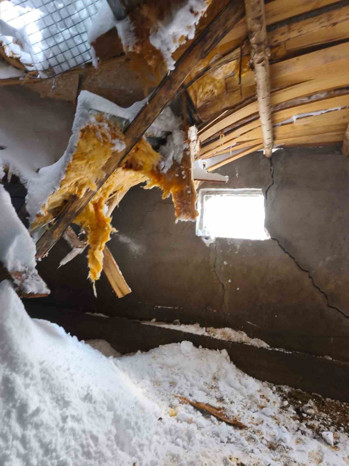 Yüksekova’da çığ yaraları sarılıyor:
