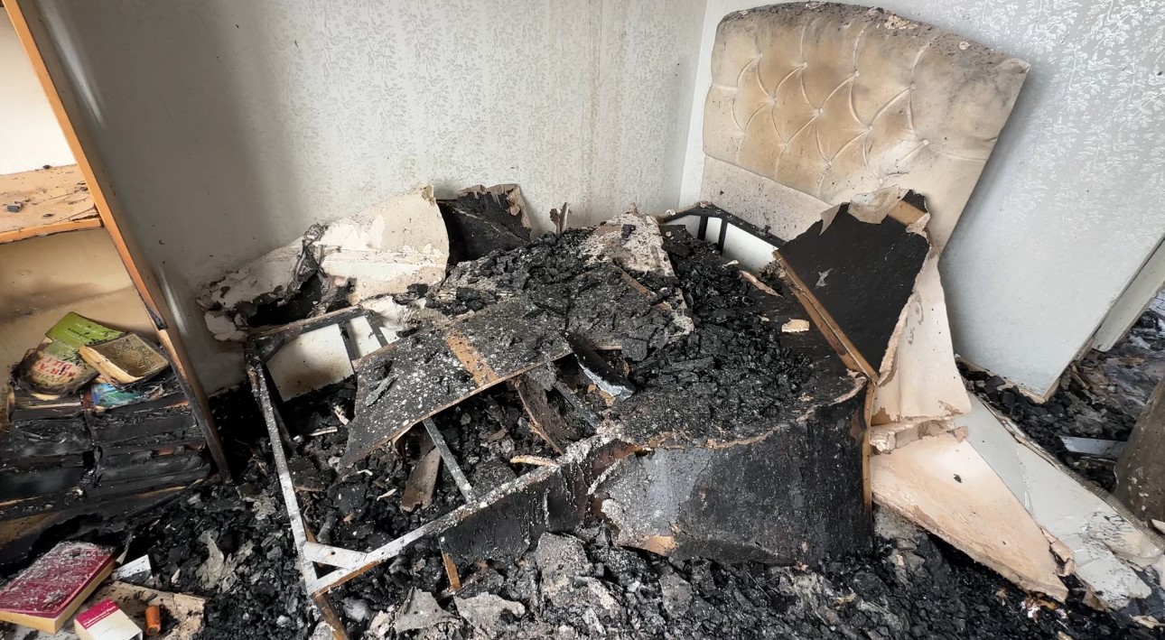 Yüksekova’da çıkan yangında bir ev kullanılamaz hale geldi
