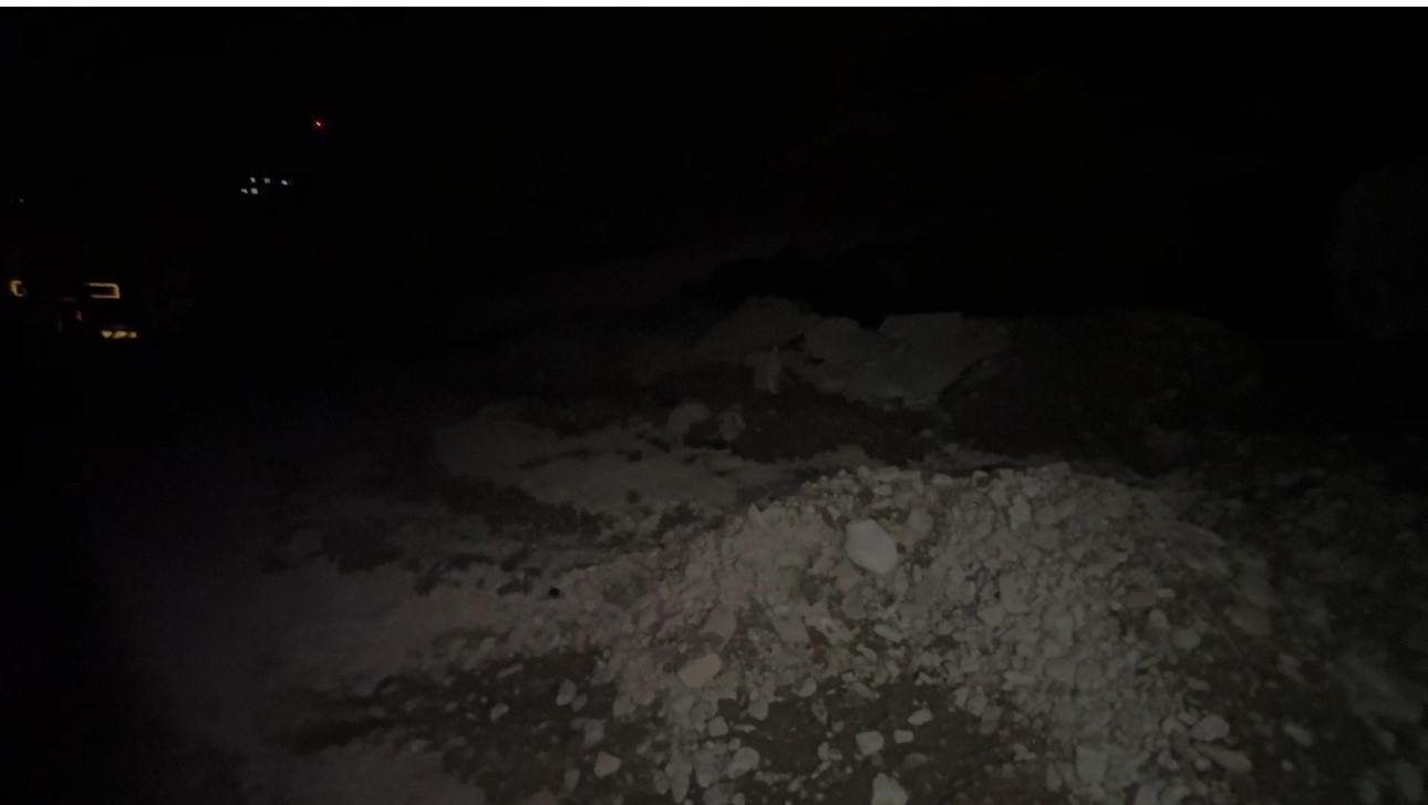 Yüksekova’da heyelan: Pizok yolu trafiğe kapatıldı
