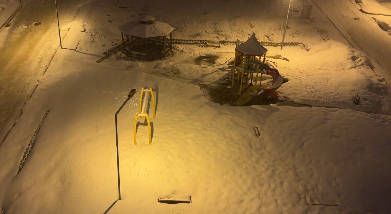 Yüksekova’da kar yağışı etkili oldu
