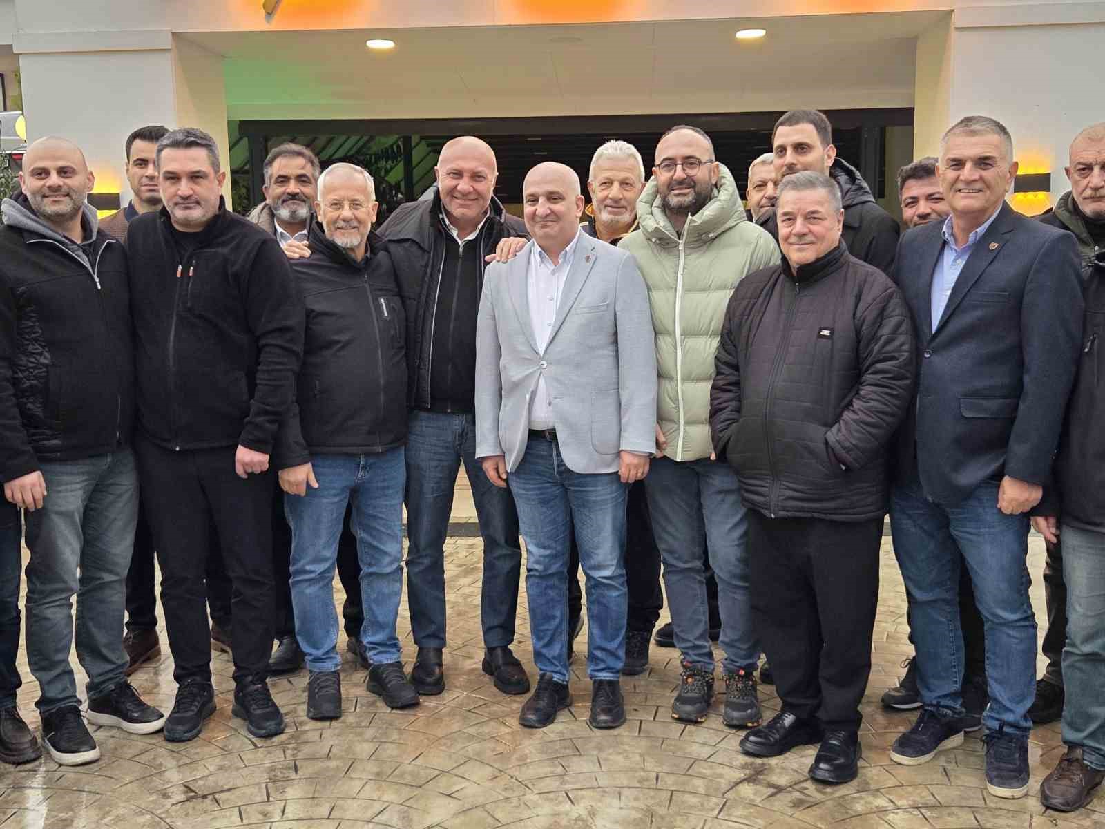 Yüksel Yıldırım: "Ligi ilk 5’te bitiremezsek bu bir başarısızlıktır"
