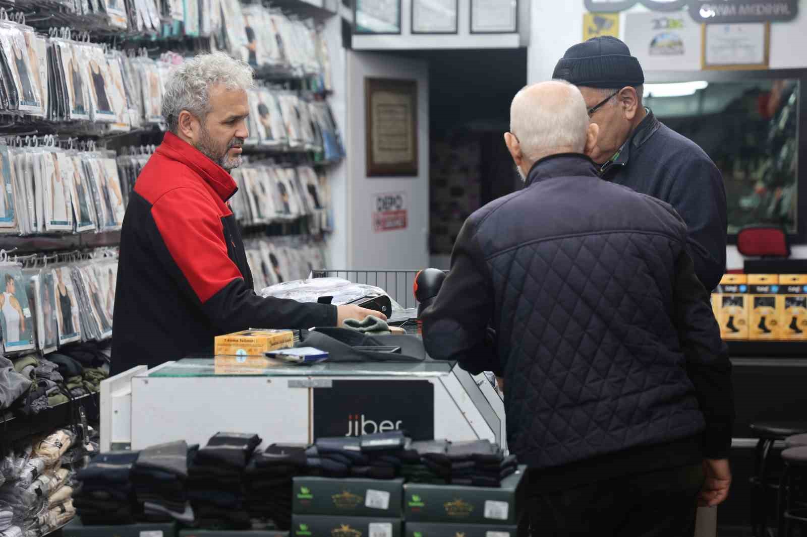 Yün ürünler soğuk havalarda vücudu koruyor
