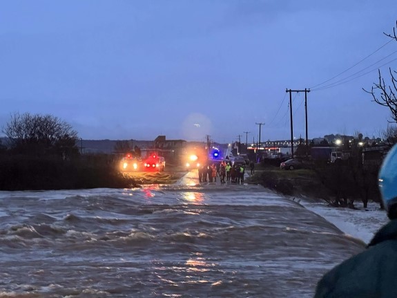 Yunanistan’da sel sularına kapanan sürücü hayatını kaybetti
