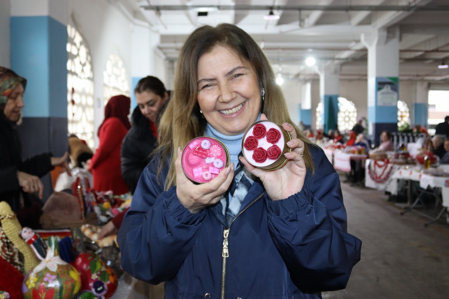 Yunusemre’de 14 Şubat temalı "Kadın El Emeği Pazarı" kuruldu
