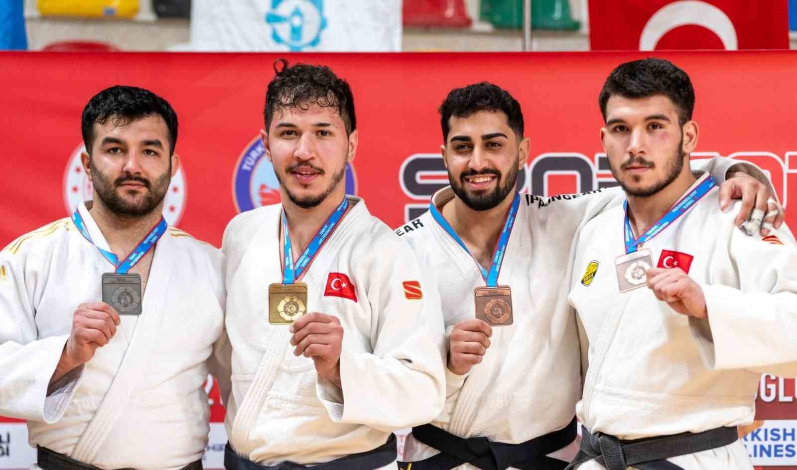 Yunusemreli judoculardan 2 önemli madalya
