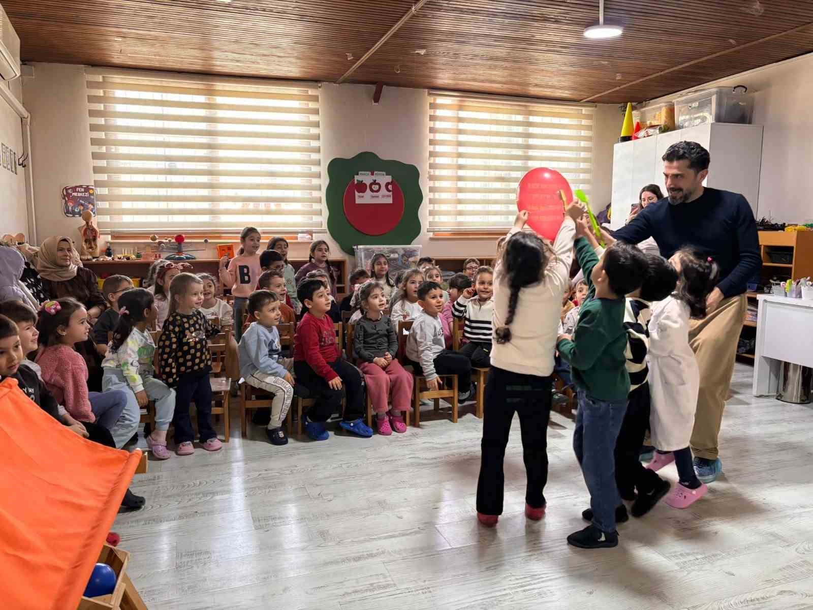 Yunusemreli miniklere ağız ve diş sağlığı semineri
