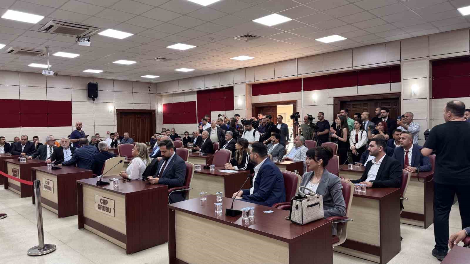 Yüreğir Belediye Başkanvekilliği’ne Cafer Boyraz seçildi
