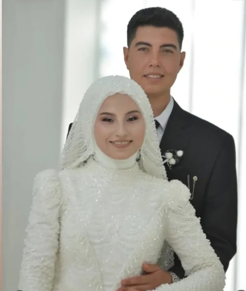 Yürek burkan kazada hamile kadını 5 ay önce evlendiği eşinden ölüm ayırdı
