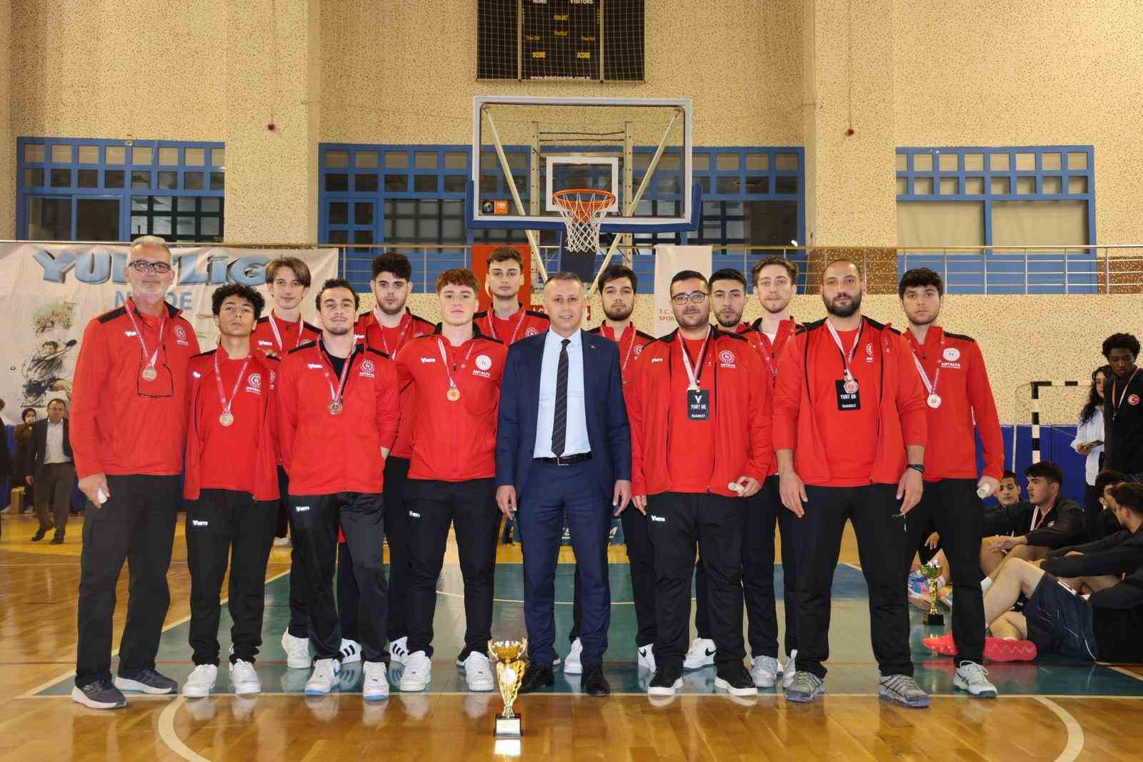 YURTLİG Basketbol İç Anadolu Bölge Müsabakaları tamamlandı
