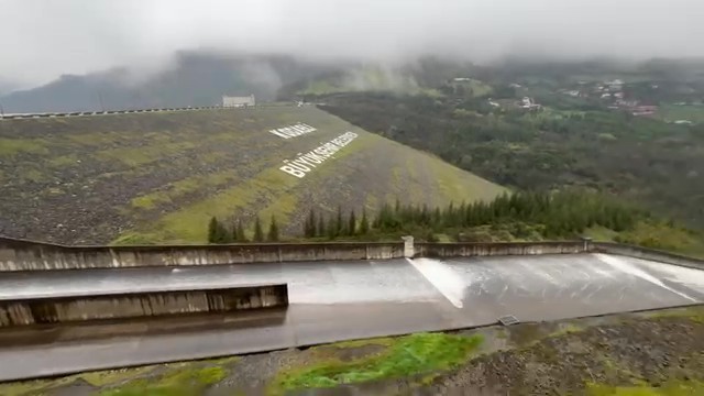 Yuvacık Barajı yüzde 93 doldu, kapaklar açıldı
