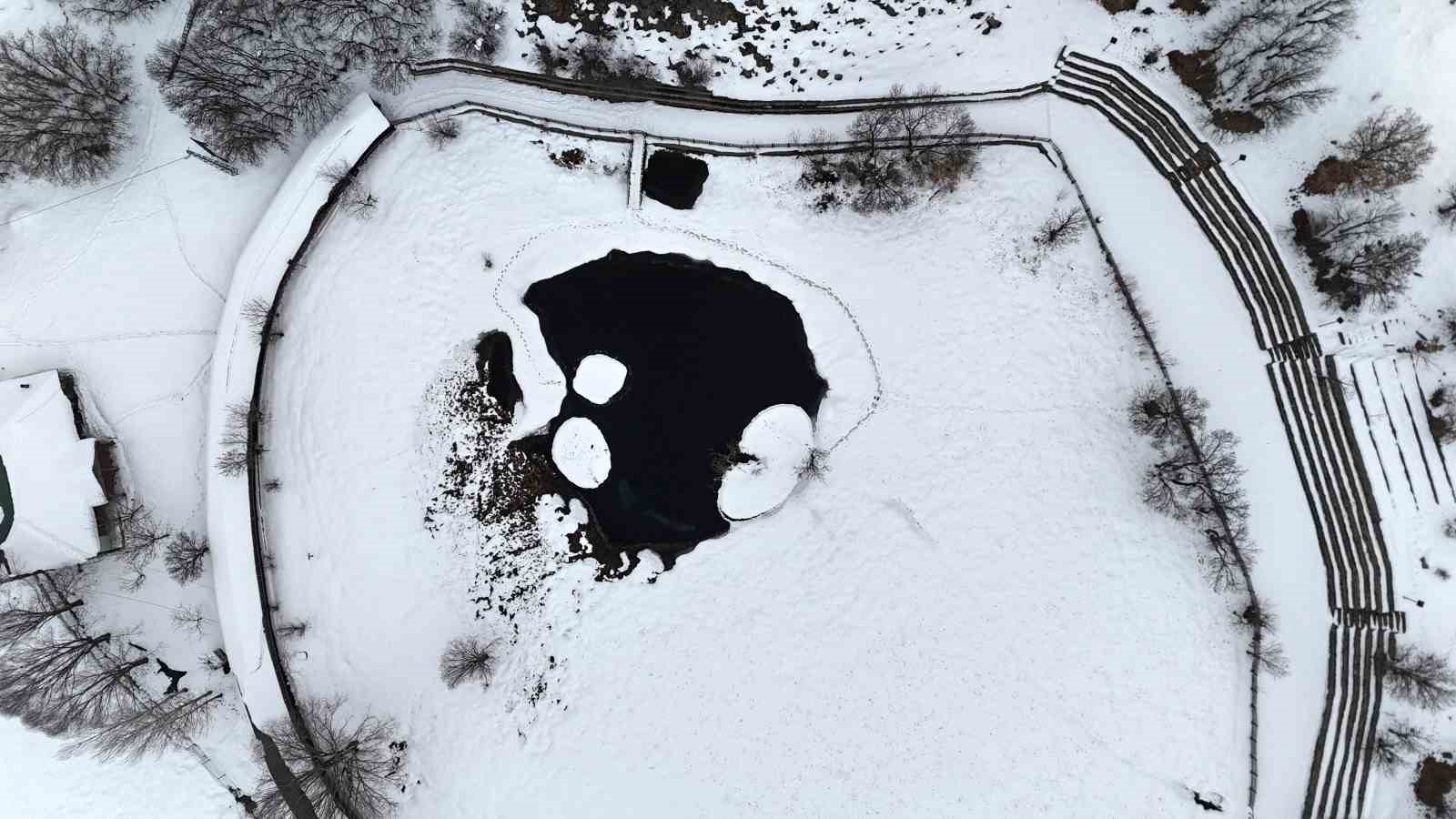 Yüzen Adalar karla kaplandı, beyaz örtü havadan görüntülendi
