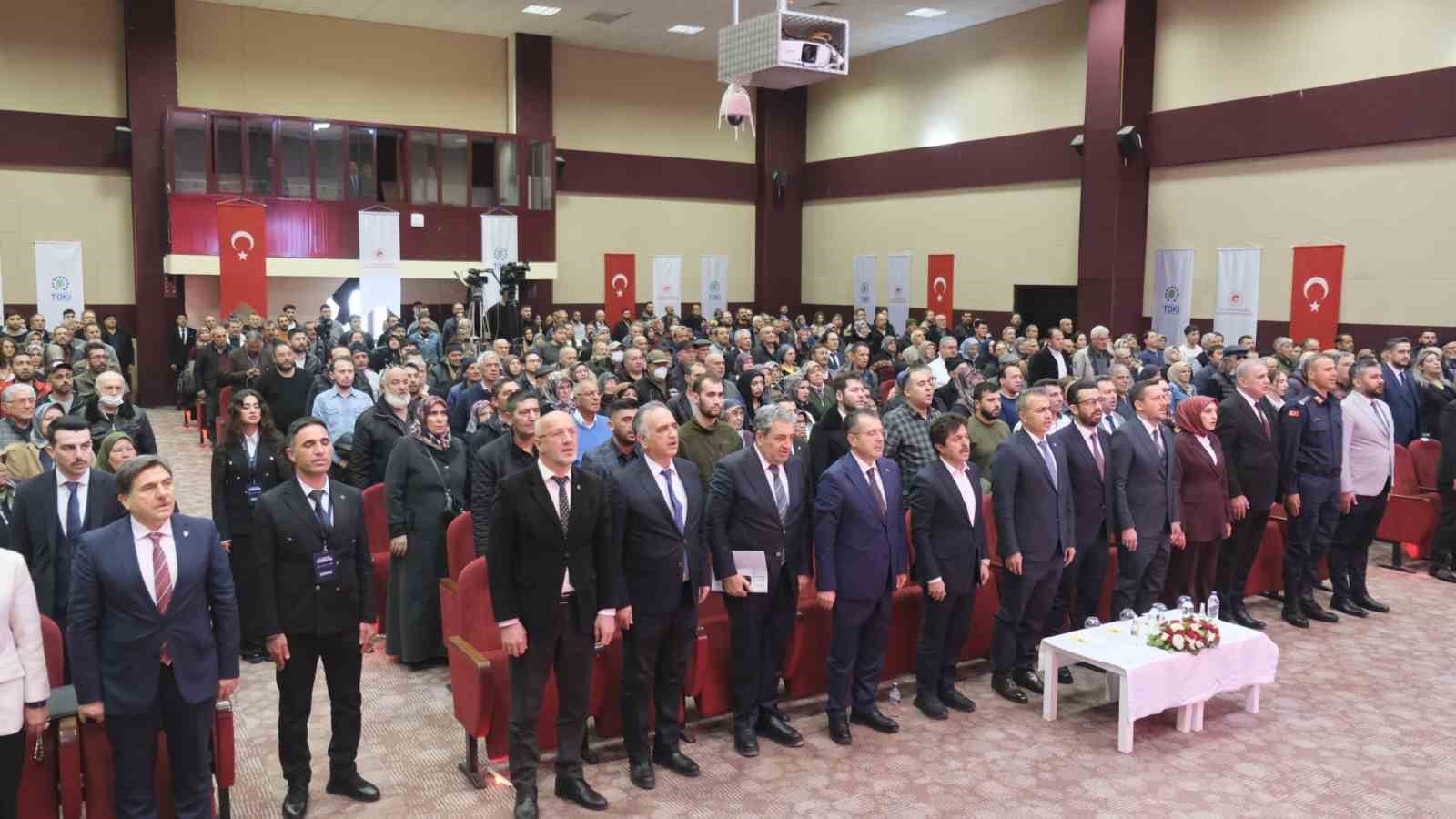 Yüzyılın Konut Projesi’nde Karaman’da bin 550 hak sahibi kura ile belirlendi
