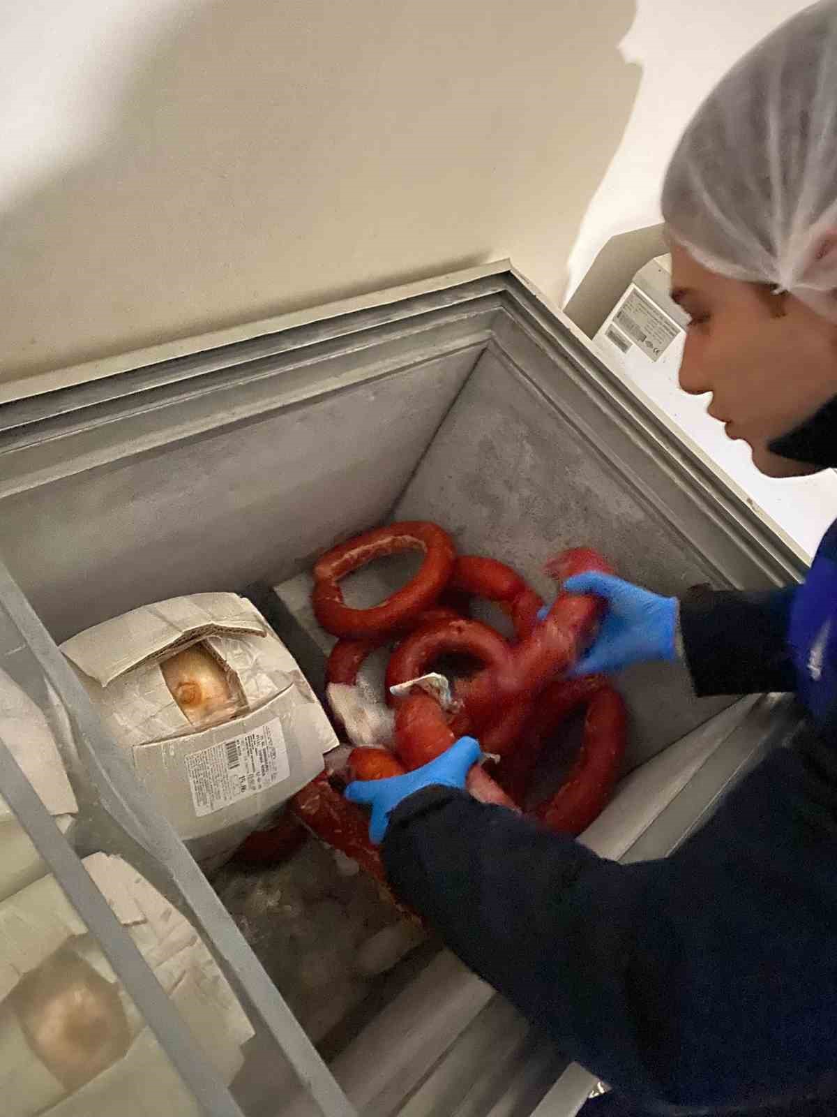 Zabıta denetimlerde gördükleri karşısında şok oldu
