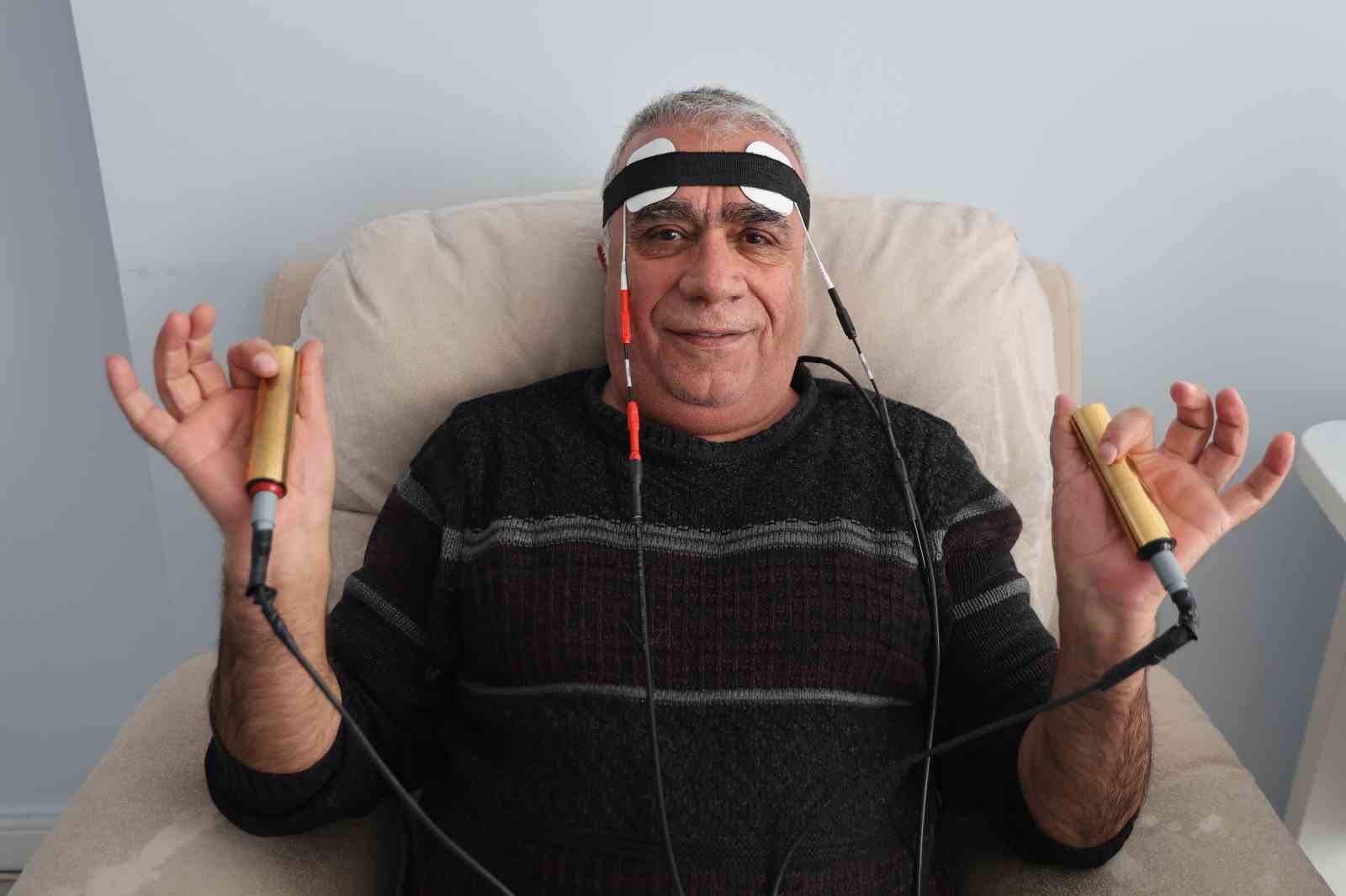 Zararın neresinden dönülürse kârdır dedi, 50 yıl içtiği sigarayı bıraktı
Zararın neresinden dönülürse kârdır dedi, 50 yıl içtiği sigarayı bıraktı