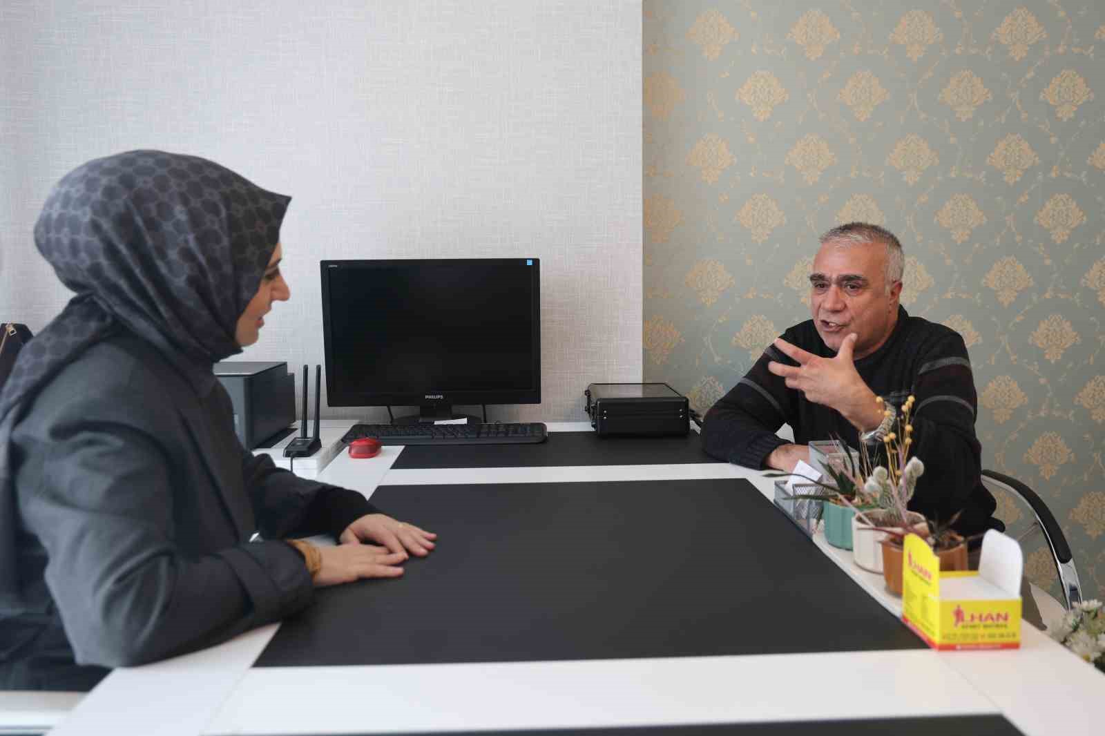 Zararın neresinden dönülürse kârdır dedi, 50 yıl içtiği sigarayı bıraktı
Zararın neresinden dönülürse kârdır dedi, 50 yıl içtiği sigarayı bıraktı