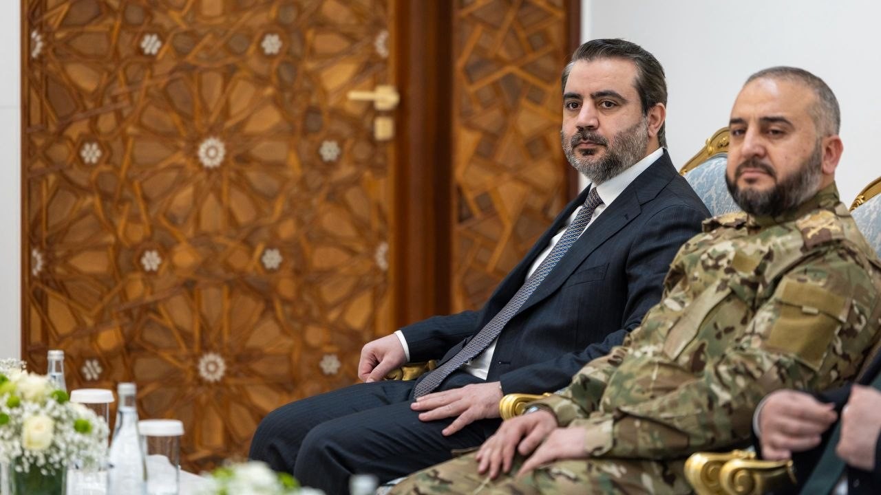 Zelenskiy’den Esad rejiminin devrilmesinin ardından Suriye’ye ilk ziyaret
Zelenskiy’den Esad rejiminin devrilmesinin ardından Suriye’ye ilk ziyaret