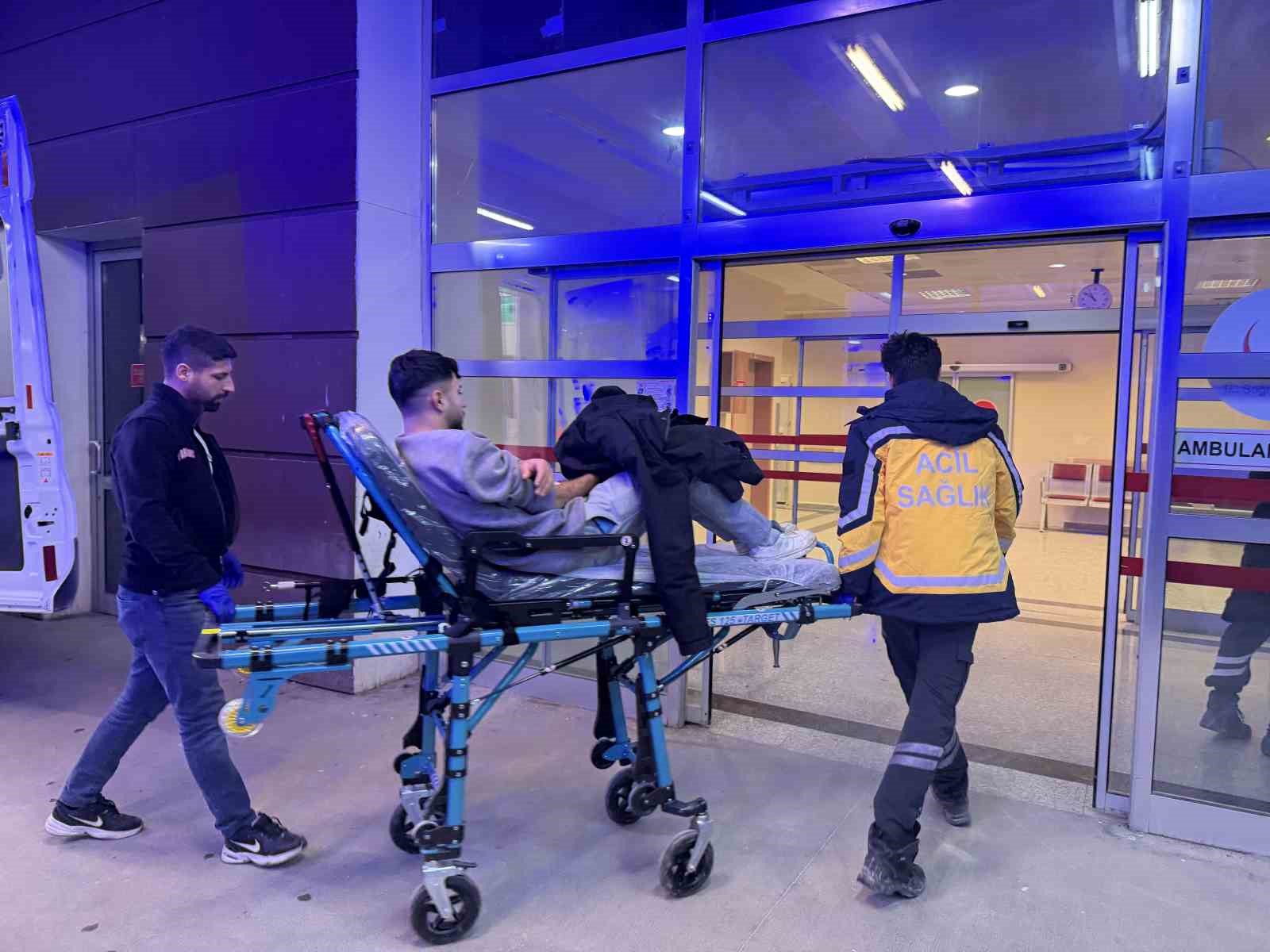 Zincirleme kazada 2 kişi yaralandı
