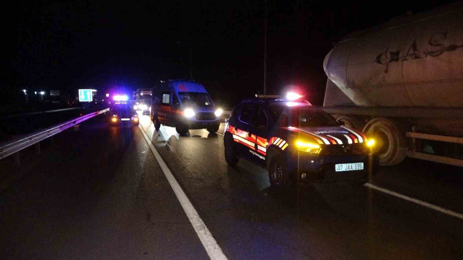 Zincirleme kazada 3 sürücüden 2’si ehliyetsiz 1’i hem ehliyetsiz hem alkollü çıktı
