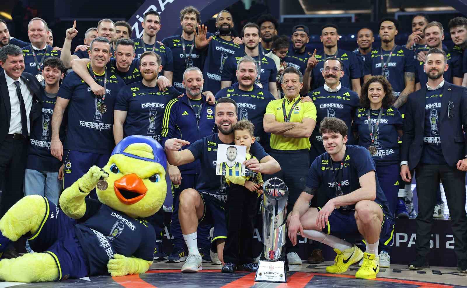 Ziraat Bankası Erkekler Türkiye Kupası üst üste 3. kez Fenerbahçe’nin
