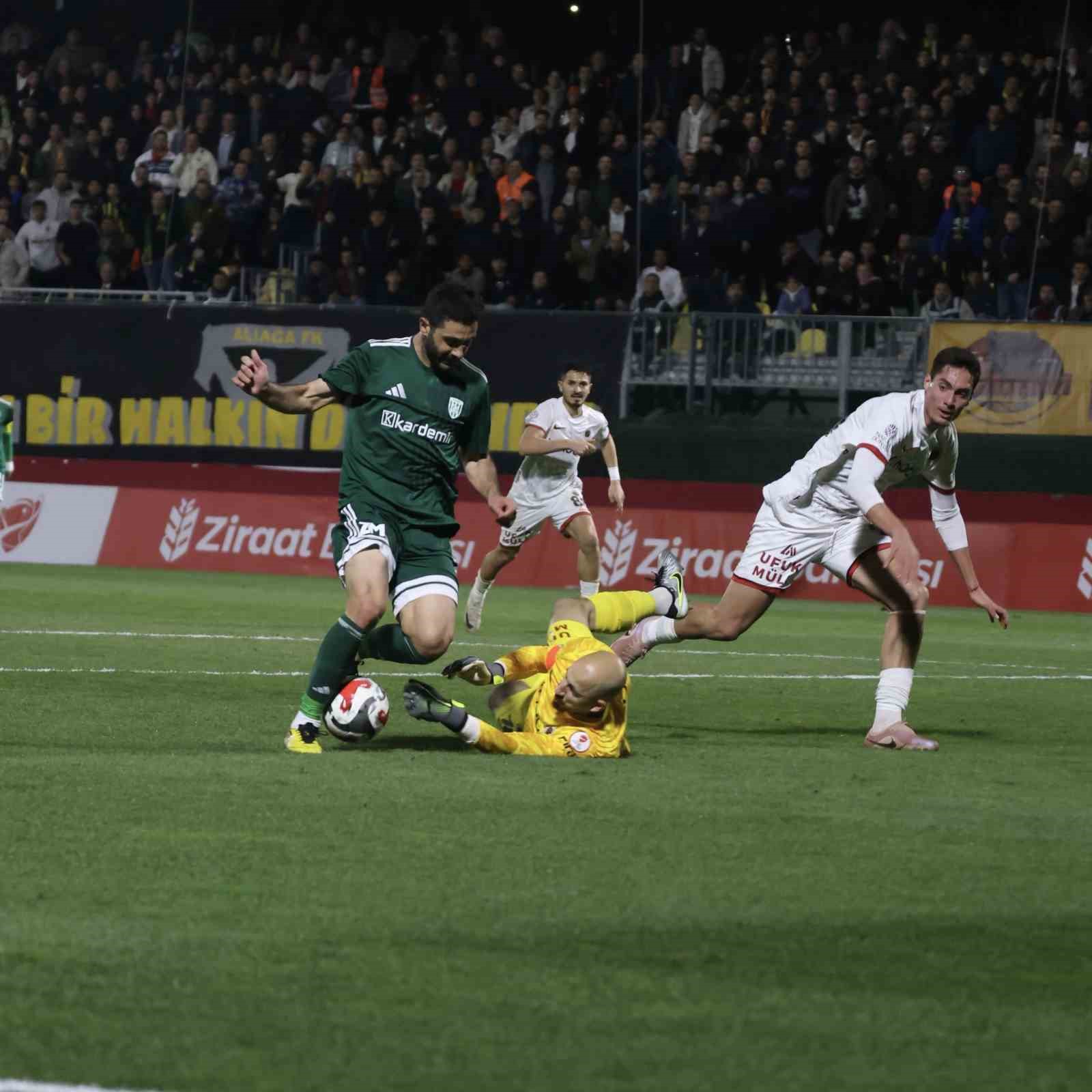 Ziraat Türkiye Kupası: Aliağa FK: 0 - Gençlerbirliği: 0 (İlk yarı)
