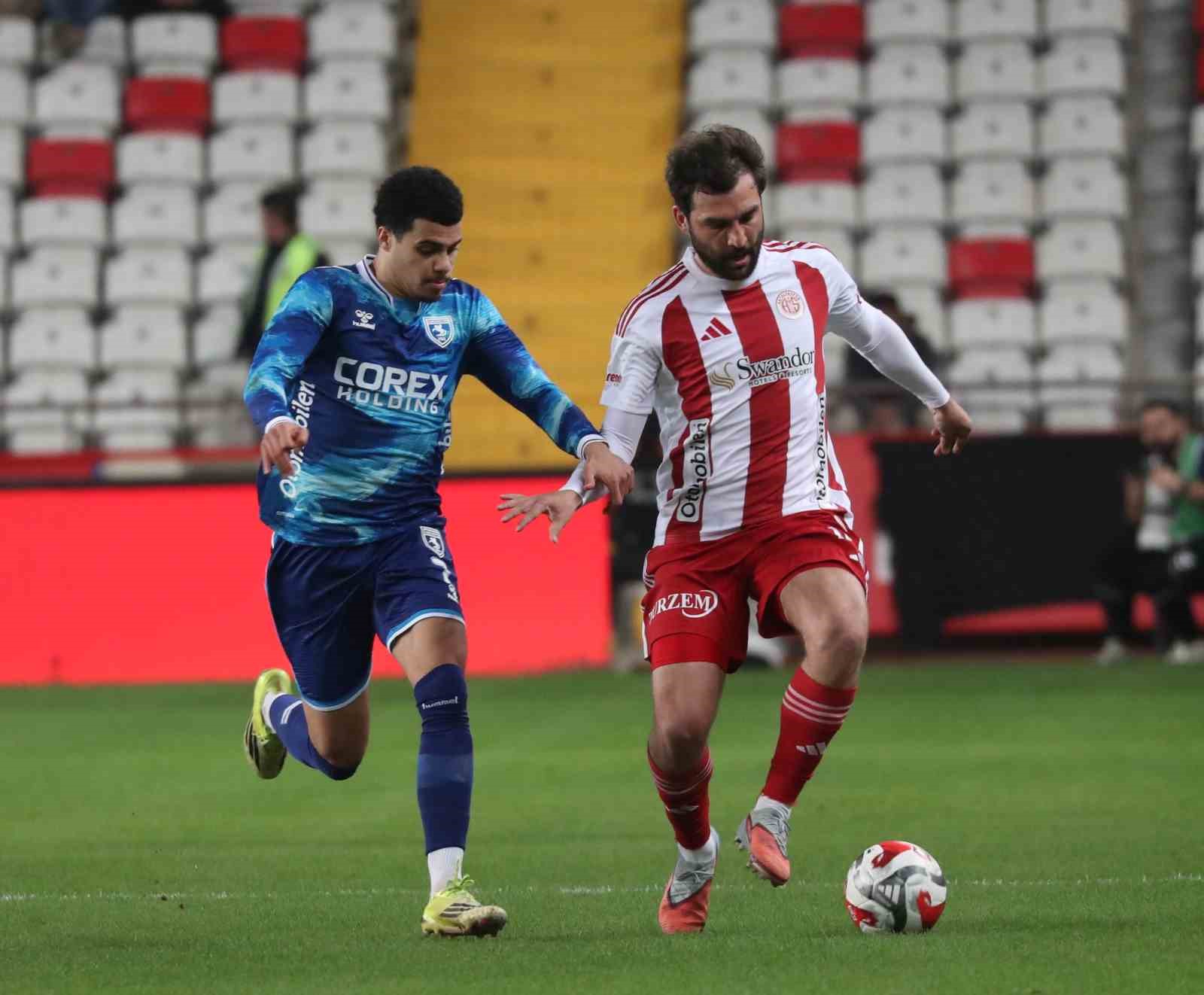 Ziraat Türkiye Kupası: Antalyaspor: 0 - Samsunspor: 0 (İlk yarı)
