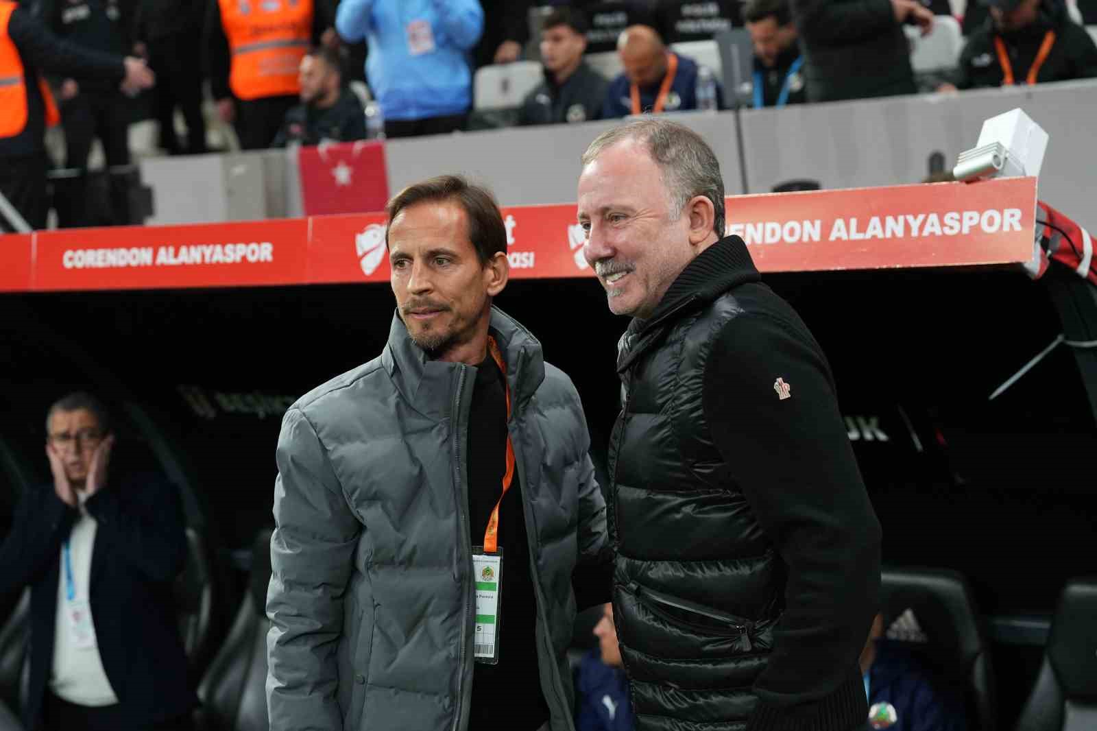 Ziraat Türkiye Kupası: Beşiktaş: 0 - Alanyaspor: 0 (Maç devam ediyor)
