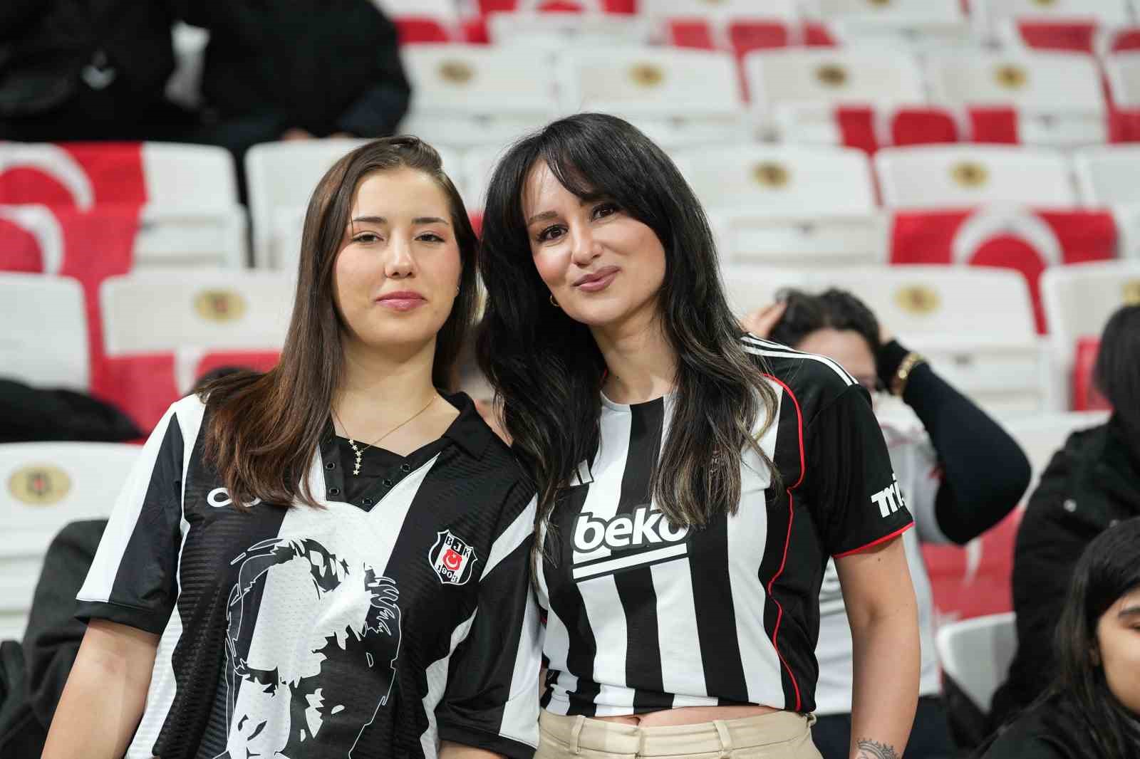 Ziraat Türkiye Kupası: Beşiktaş: 0 - Alanyaspor: 0 (Maç devam ediyor)
