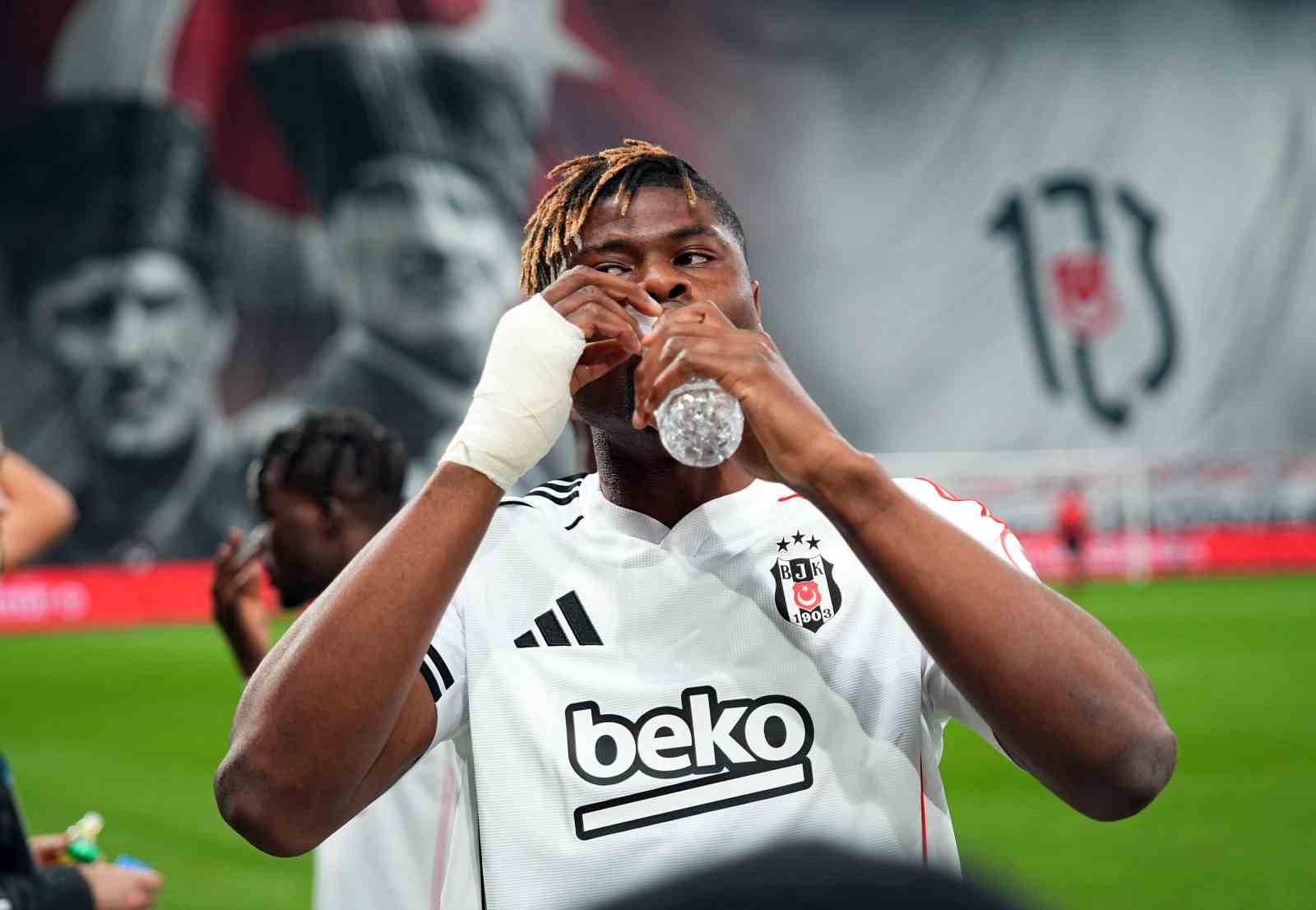 Ziraat Türkiye Kupası: Beşiktaş: 0 - Çaykur Rizespor: 0 (Maç devam ediyor)
