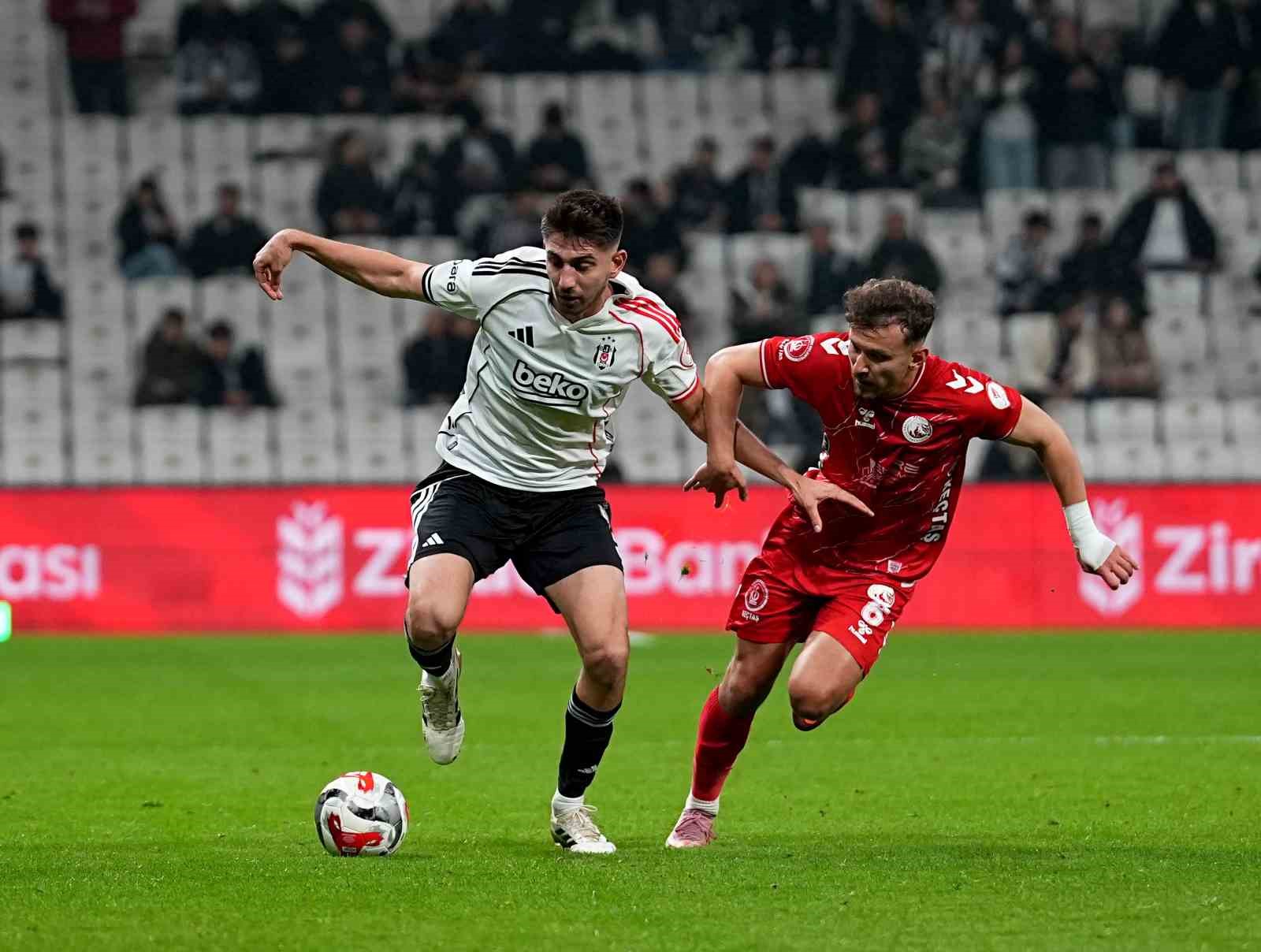 Ziraat Türkiye Kupası: Beşiktaş: 2 - Ankara Keçiörengücü: 0 (İlk yarı)
