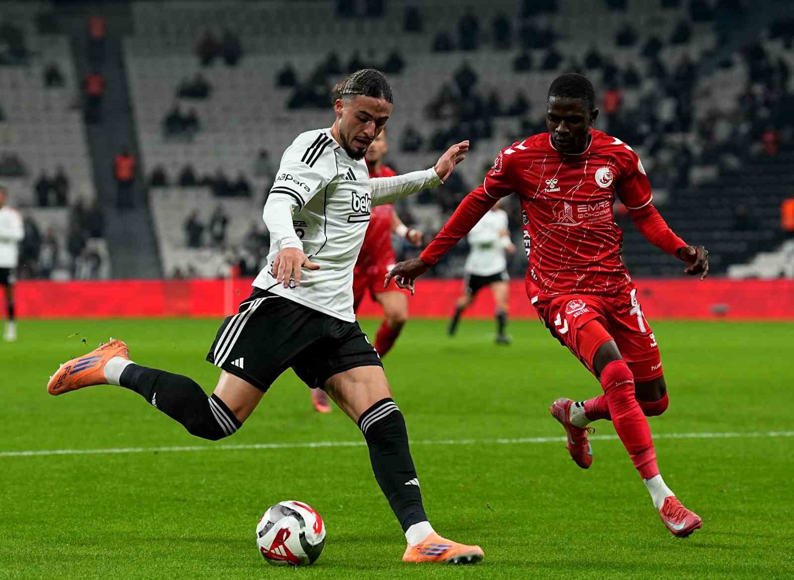 Ziraat Türkiye Kupası: Beşiktaş: 2 - Ankara Keçiörengücü: 0 (İlk yarı)
