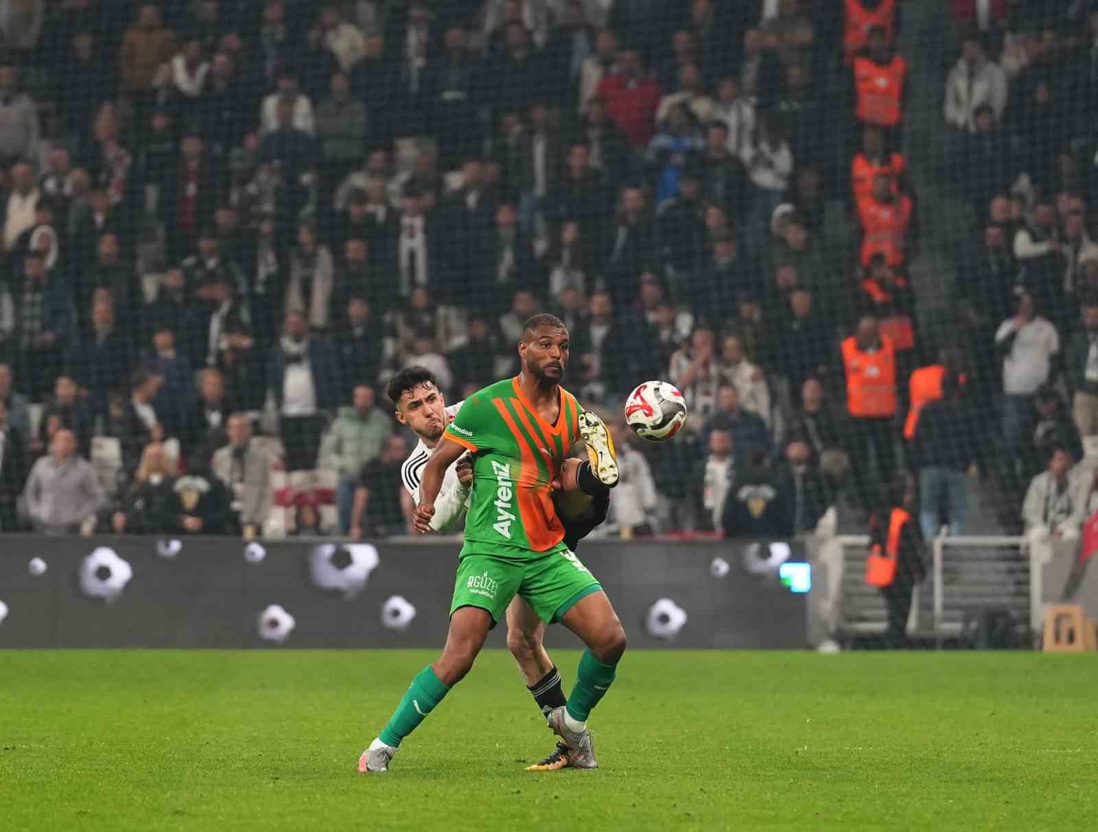 Ziraat Türkiye Kupası: Beşiktaş: 3 - Corendon Alanyaspor: 0 (Maç sonucu)
