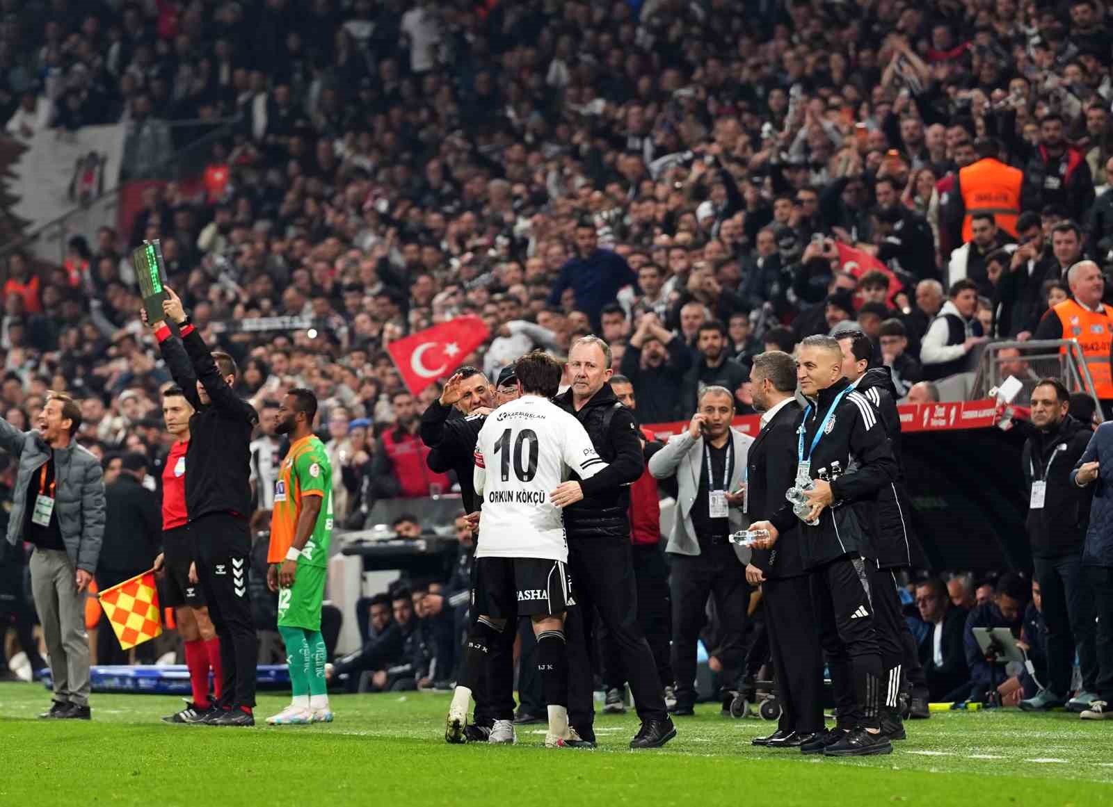 Ziraat Türkiye Kupası: Beşiktaş: 3 - Corendon Alanyaspor: 0 (Maç sonucu)
