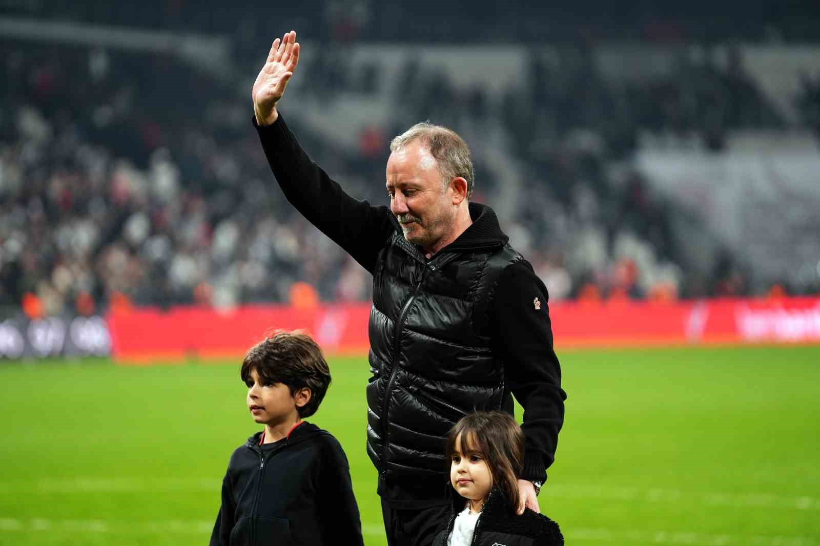 Ziraat Türkiye Kupası: Beşiktaş: 3 - Corendon Alanyaspor: 0 (Maç sonucu)
