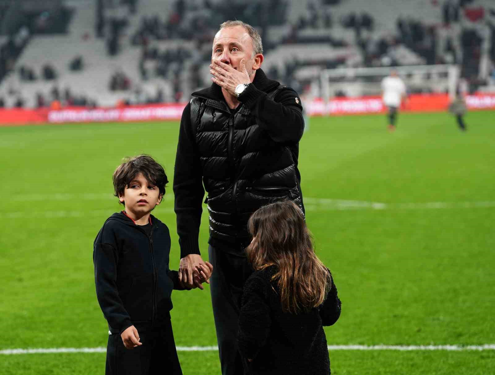 Ziraat Türkiye Kupası: Beşiktaş: 3 - Corendon Alanyaspor: 0 (Maç sonucu)
