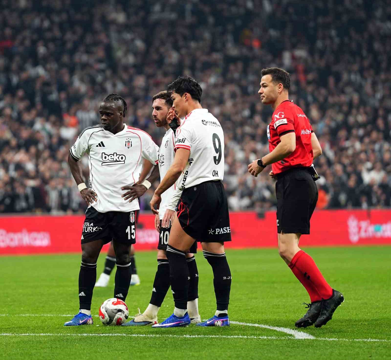 Ziraat Türkiye Kupası: Beşiktaş: 3 - Corendon Alanyaspor: 0 (Maç sonucu)
