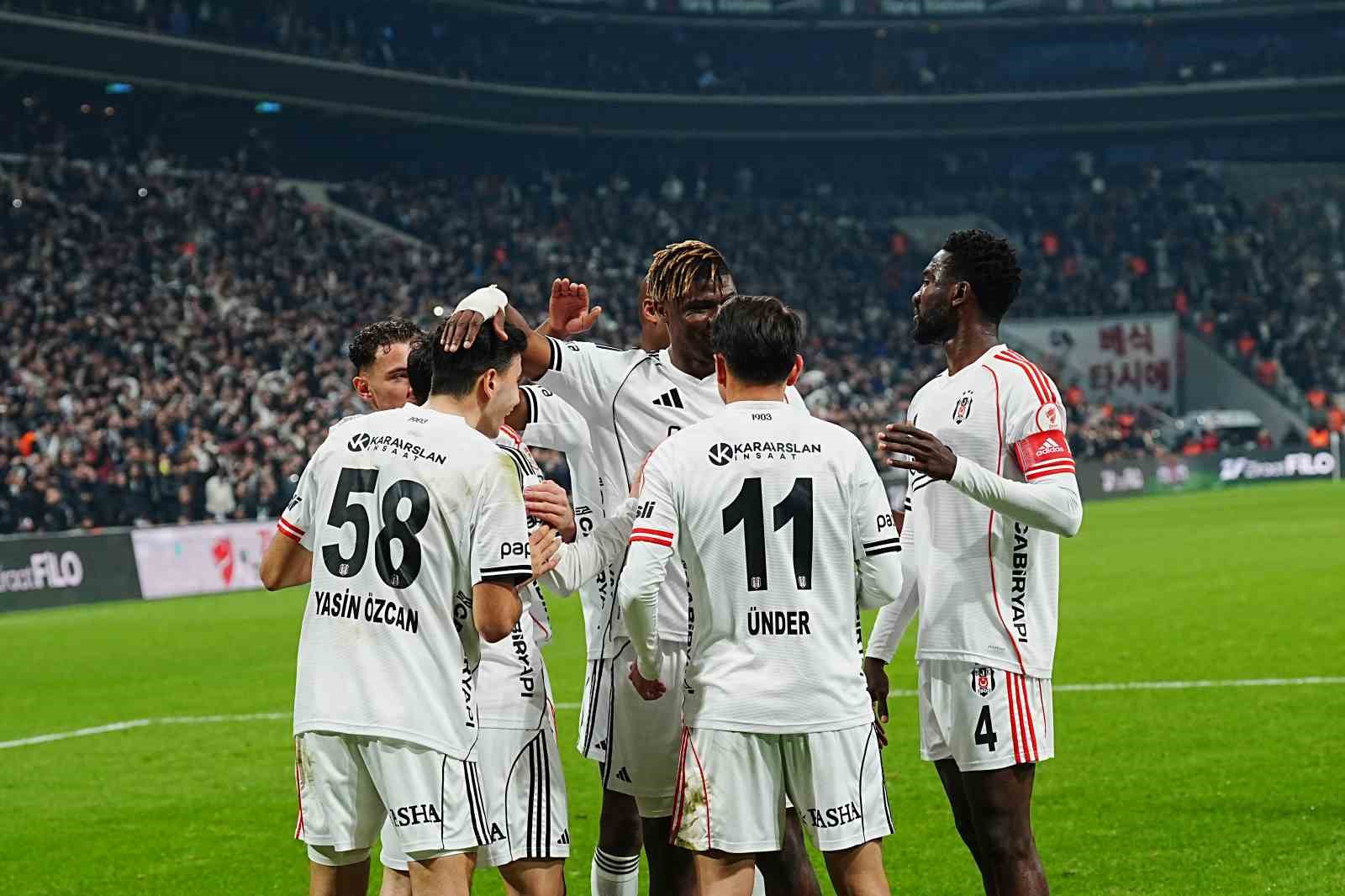 Ziraat Türkiye Kupası: Beşiktaş: 4 - Çaykur Rizespor: 1 (Maç sonucu)
