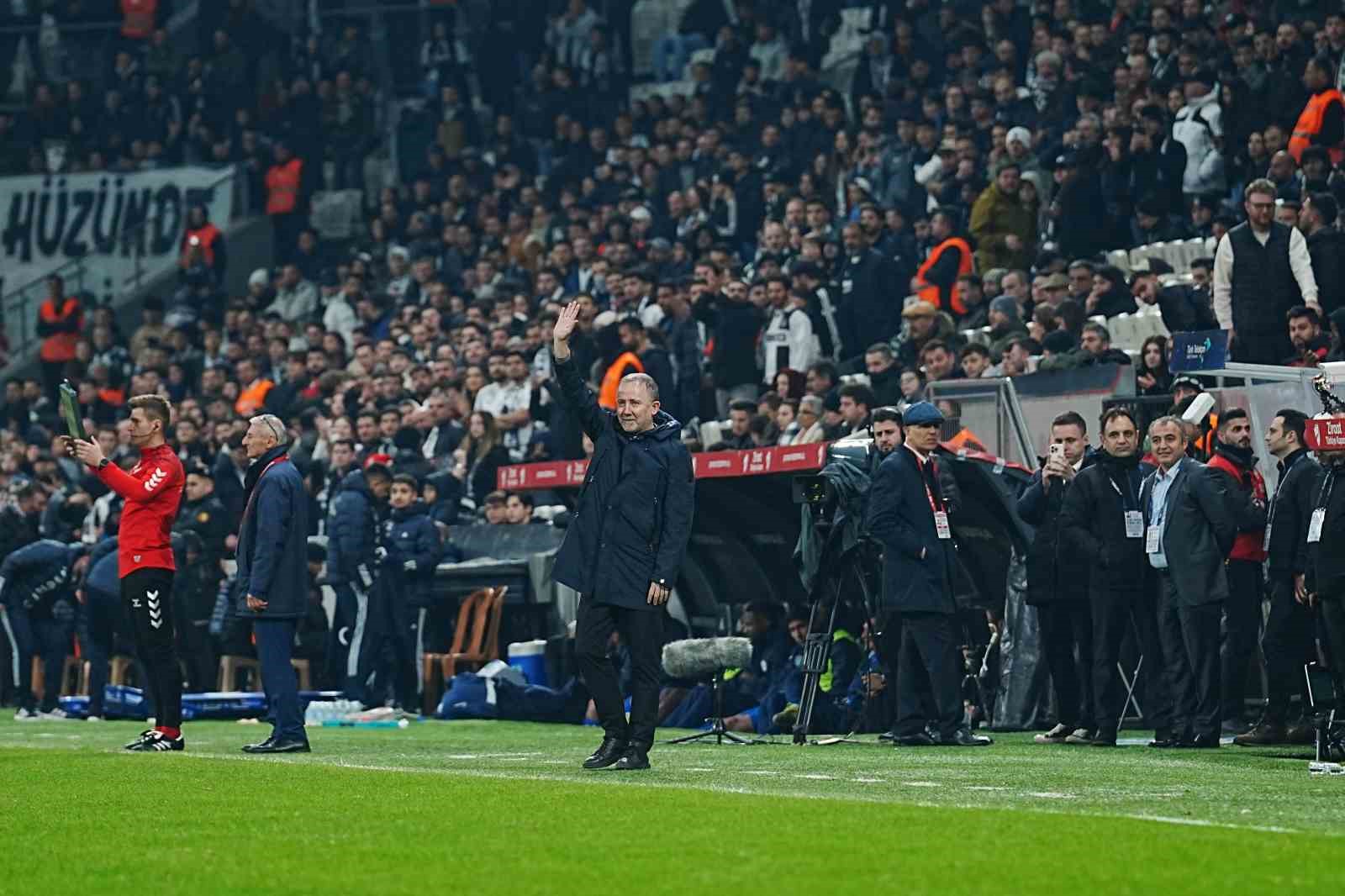 Ziraat Türkiye Kupası: Beşiktaş: 4 - Çaykur Rizespor: 1 (Maç sonucu)
