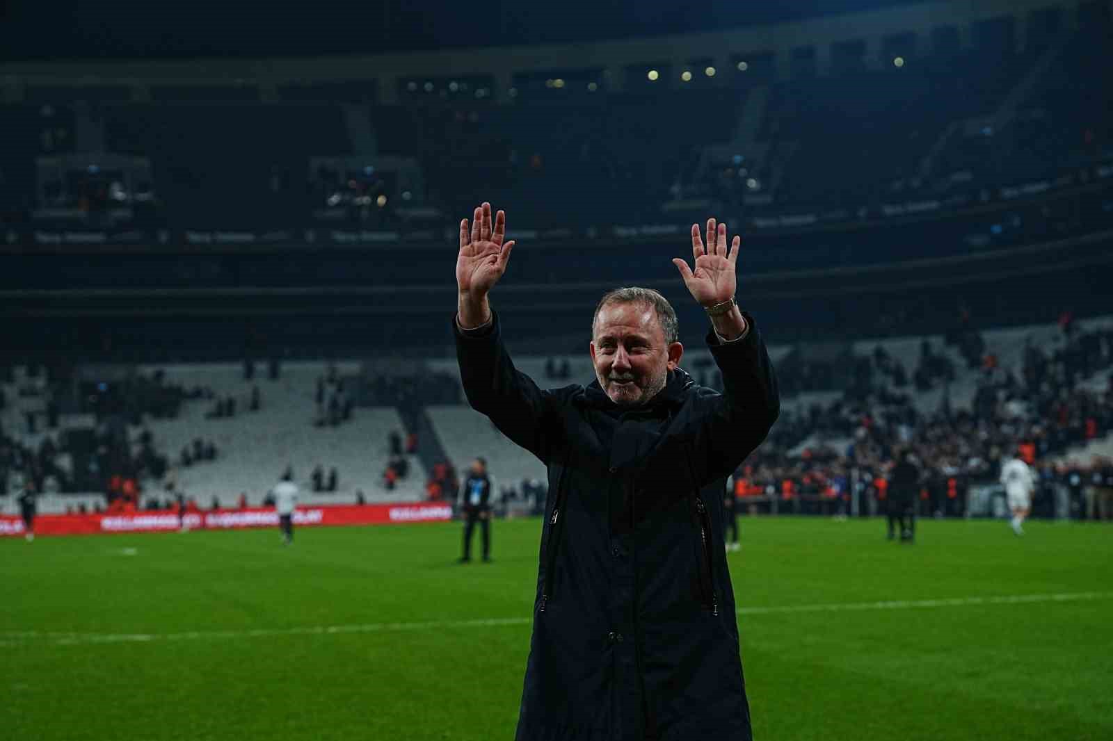 Ziraat Türkiye Kupası: Beşiktaş: 4 - Çaykur Rizespor: 1 (Maç sonucu)
