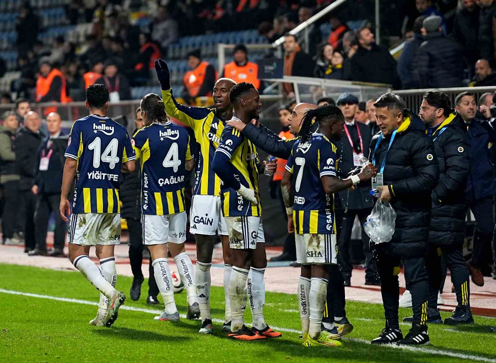 Ziraat Türkiye Kupası: Beyoğlu Yeni Çarşı: 0 - Fenerbahçe: 1 (Maç sonucu)
